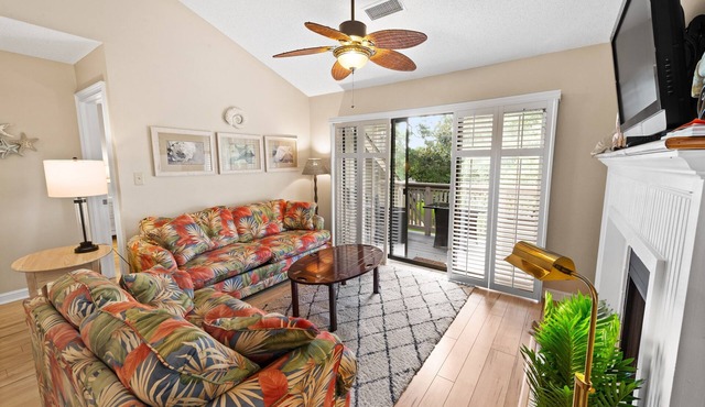 Kingston WHP 9i 2nd level Villa w/pool/beach