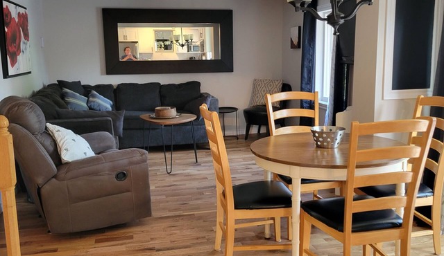 La Campagne Près de la Ville.5 Minutes du Vieux Terrebonne Convient aux Familles