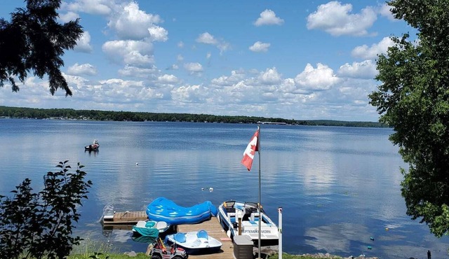 Lake front cottage