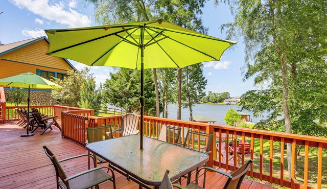 Lakefront Sparta Cottage w/Decks & Boat Dock