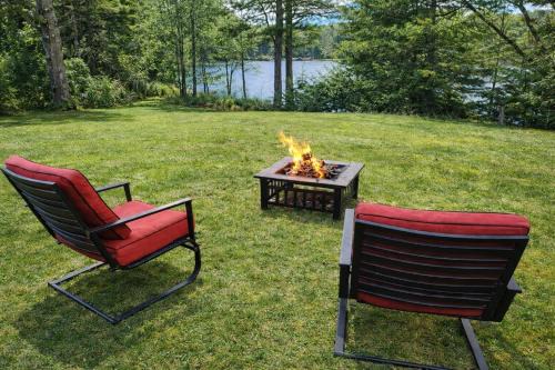 Lakefront Townhome Chestertown "Lakeside Escape"