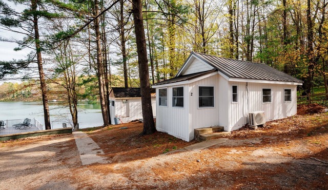 Lakeview-Fishing-Sauna-Hot Tub-SUP Rentals-Near TC