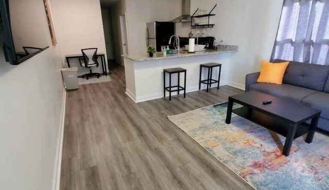 Lakewood/Lyon Park Renovated Cottage Near Duke 28B
