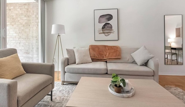 Landing | Amazing 1BD, Gym, Pool