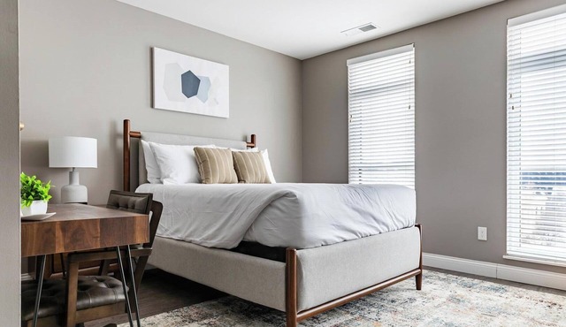 Landing | Chic Studio, Gym, Clubhouse