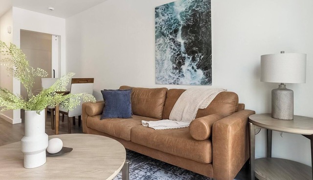 Landing | Spectacular 1BD, Gym