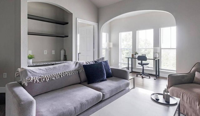 Landing | Stylish 1BD, Clubhouse, Gym