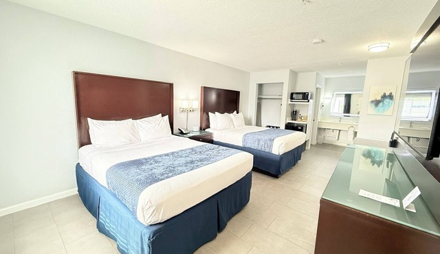 Lantern Inn & Suites