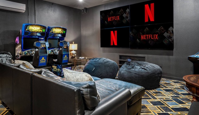Last Minute Disney Getaway! Private Pool, Hot Tub & Game Room. Book Now! #87725