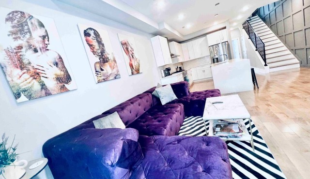 Lavish Penthouse with Private Rooftop+Views of Capitol&Monument+Parking