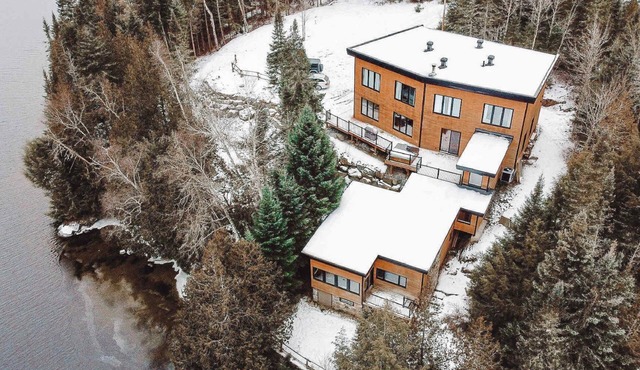 Lazy Bear Lake House w/Cozy Spa