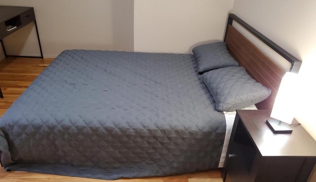 Le1226-Apartment with Free WIFI and Parking