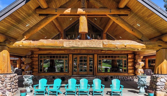 Legacy Lodge & Barn Retreat, Sleeps 42