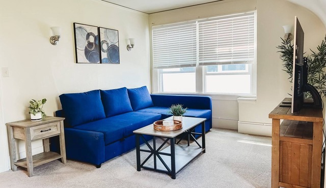 Light & Bright Seattle Duplex House