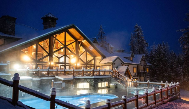 Lizard Creek Lodge