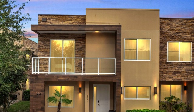 Location! 1.4 miles to Disney - Orlando Family Home