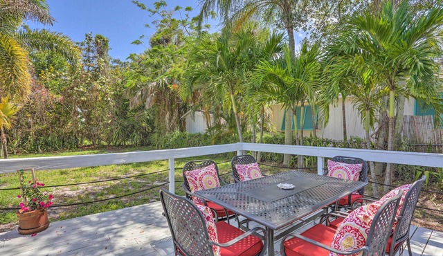 Lovely Cottage Near Downtown Stuart & Beaches