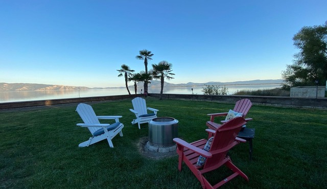 Luxe and Spacious Lakefront House with Brand New Dock and Boat Lift