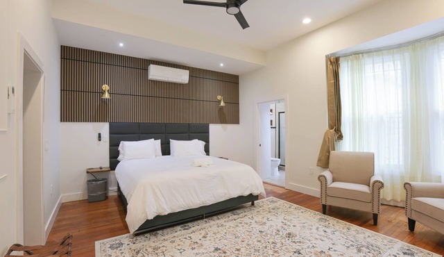 Luxury 4BR Dupont Circle | Walk to Metro