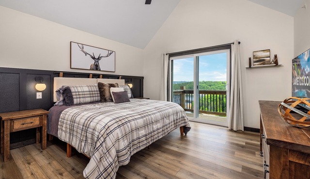 Luxury 5BR Lake Villa w/Dock, Slips, Pools & Gym | Serenity Shores
