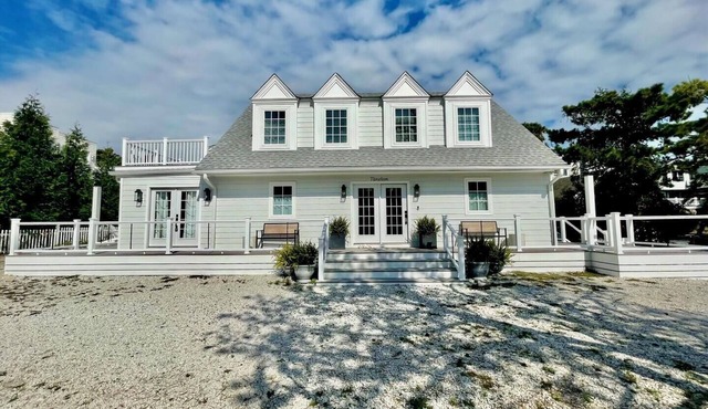 Luxury Beach Cottage in Indian Beach w/Private Pool & Ensuite Bedrooms!