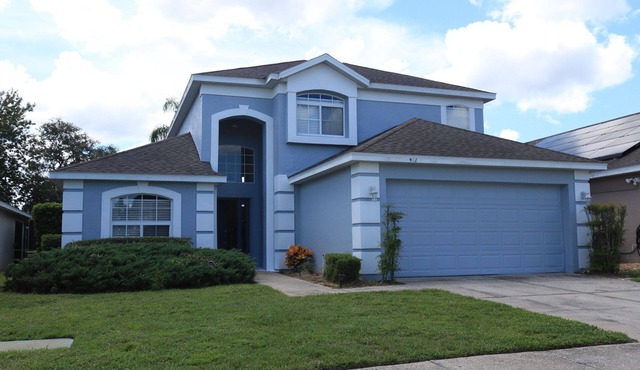 Luxury villa with south facing pool/spa, only 15 mins from Disney!