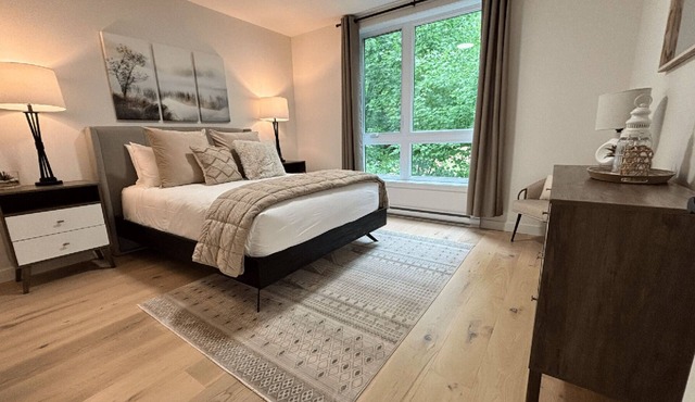 Magnificent luxury condo located in Mont-Tremblant. In the heart of the village