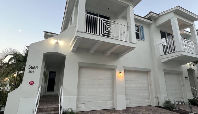 Marina Villas at Cape Harbour: New Home hosted by My Paradise SWFL!