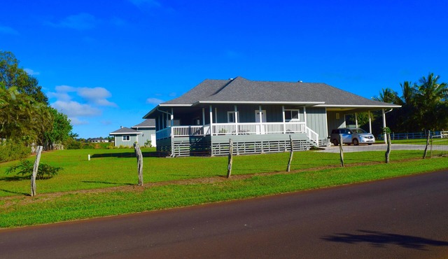 Maui Plantation Cottage Located Near Beach And Paia, Permitted Bbph 2017/0004