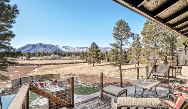 Meadow Mountain Large A-Frame Cabin HOT TUB 5 Private Acres Awe Mount Elden Views