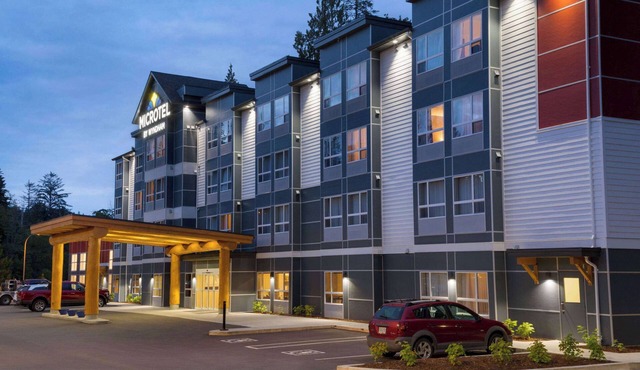 Microtel Inn & Suites by Wyndham Oyster Bay