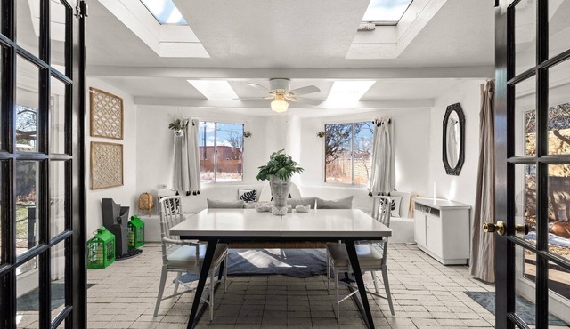 Mid-Century Modern Oasis | Heart of Santa Fe | Great Outdoor Space | Parks