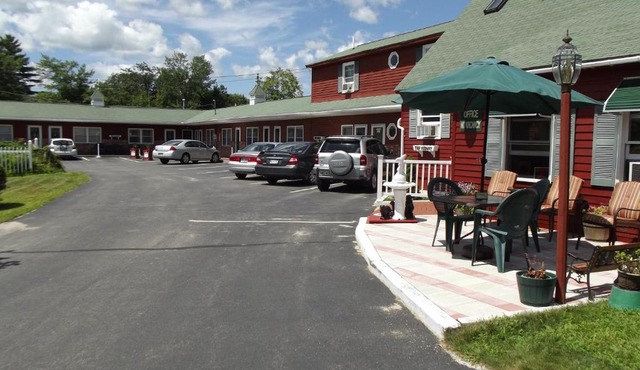 Midway Lodging