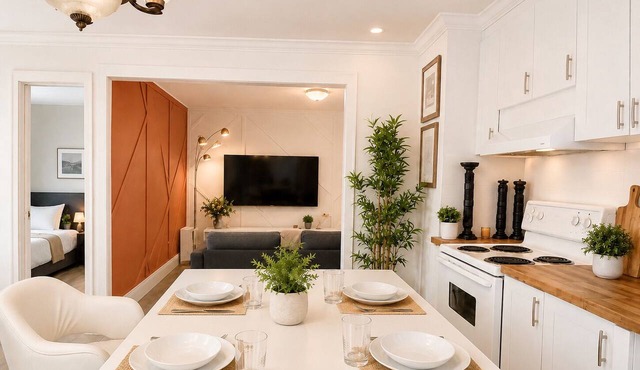 Modern 3BR Home Near Montreal | Free Parking