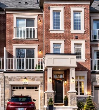 Modern 4Bedroom Retreat I 2Car Parking I Steps from the Ajax Waterfront