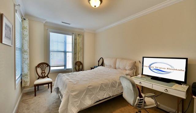 Modern Comfort 5BR in the Heart of Cary, Your Perfect Home Away From Home