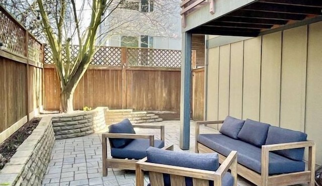 Modern Home Near Ballard Locks w/Patio & Parking! Award Winning!
