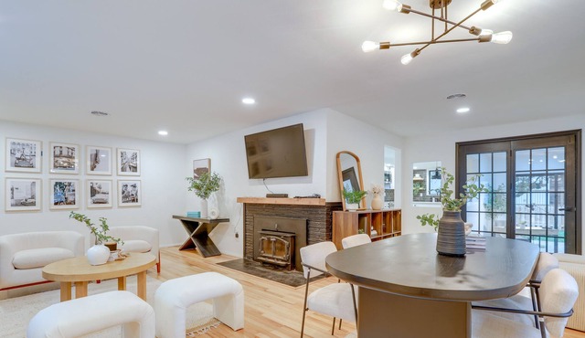 Modern Kirkland Cottage w/ Patio Near State Park!