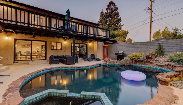 Monthly Sunset Spanish Villa W/Pool, Pool table, BBQ +