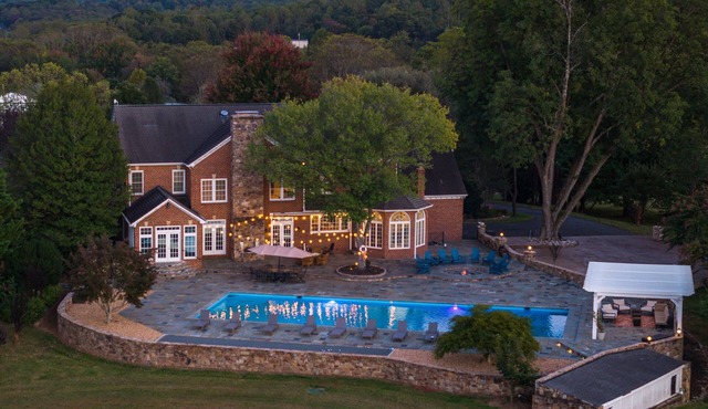 Mountain Estate on 200Acres Ranch, Stunning Views, Many Amenities, 20Min to SNP