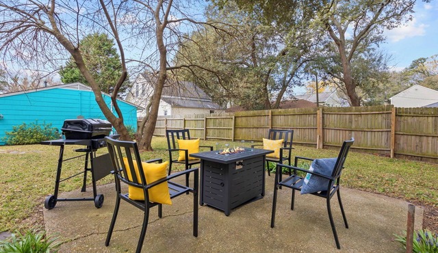 nCharming beach cottage studio, 5 min walking distance to the beach !