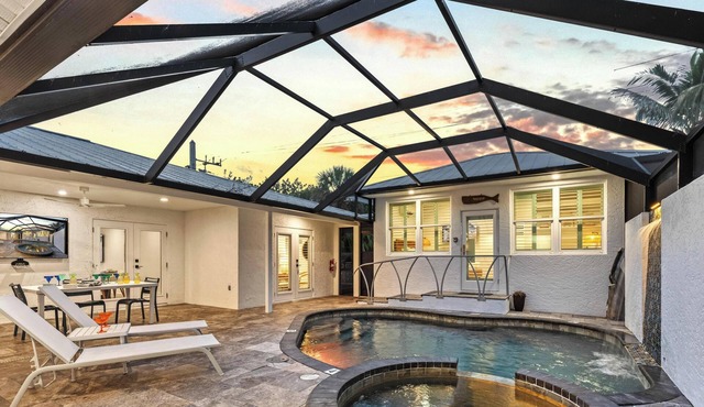 NEW! Brisas Del Mar | Private Pool with Spa, Guest House, Near Siesta Key Beach