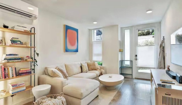 NEW! Chic Capitol Hill Townhome w/Views, Walkable