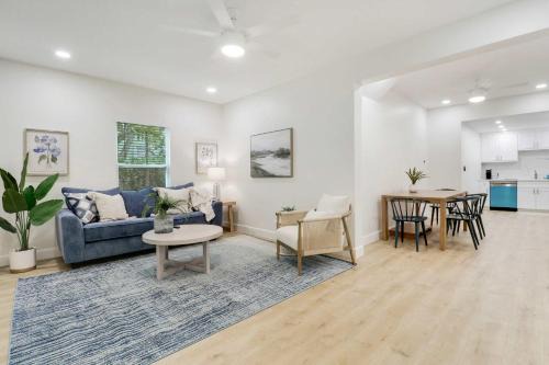 New Downtown Cottage on Camden #1
