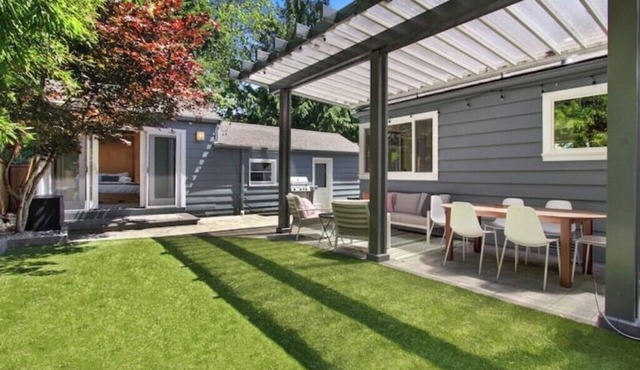 NEW! Family & Dog-Friendly Paradise w/Guest Suite