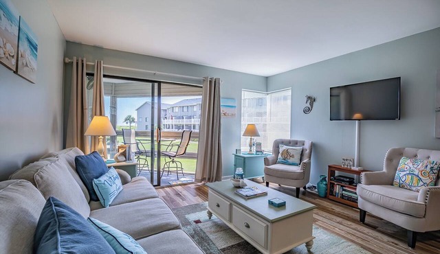 New Listing! - Pool and Ocean View - Harbor Island Beachhouse