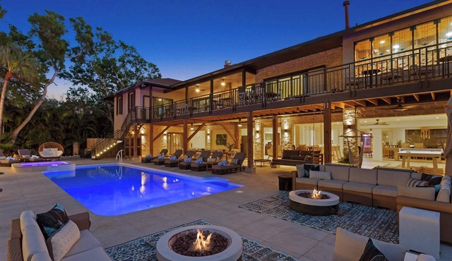 New! Lux Estate, Pool, Hot Tub, Sauna, Cold Plunge