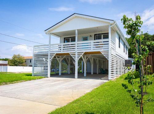 Newly Updated Cottage in the Heart of KDH in Kill Devil Hills