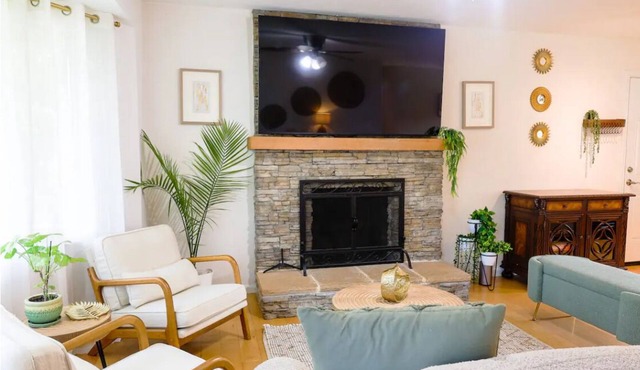 Oasis at the Creek