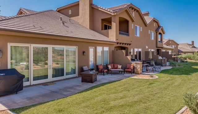 Oasis On The Green Enjoy Golf Course Views